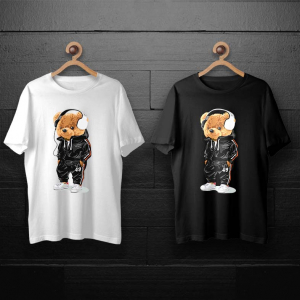 طرح لایه باز خرس تدی با لباس ورزشی و هدفون بیتس برای چاپ روی انواع تیشرت